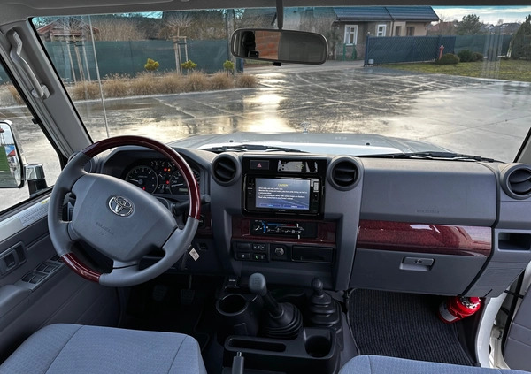 Toyota Land Cruiser cena 269000 przebieg: 25, rok produkcji 2022 z Wieleń małe 172